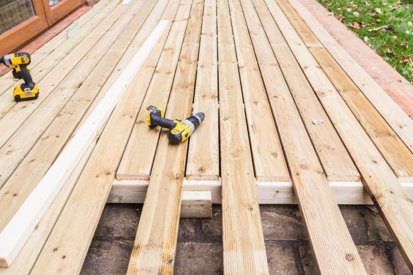 Cost of Damaged Deck Boards Repair in Vista