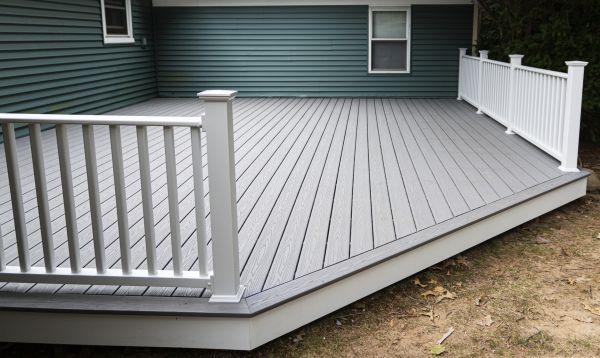 Cost of Composite Decking Installation in Vista