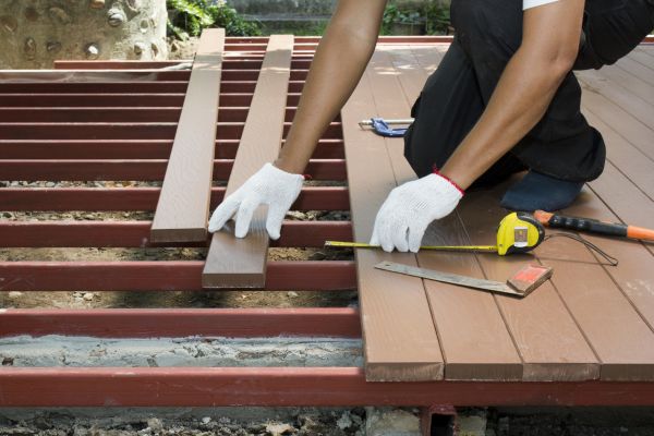 Cost of Custom Deck Installation in Vista