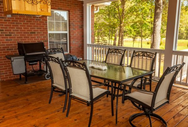 Cost of Residential Deck Installation in Vista